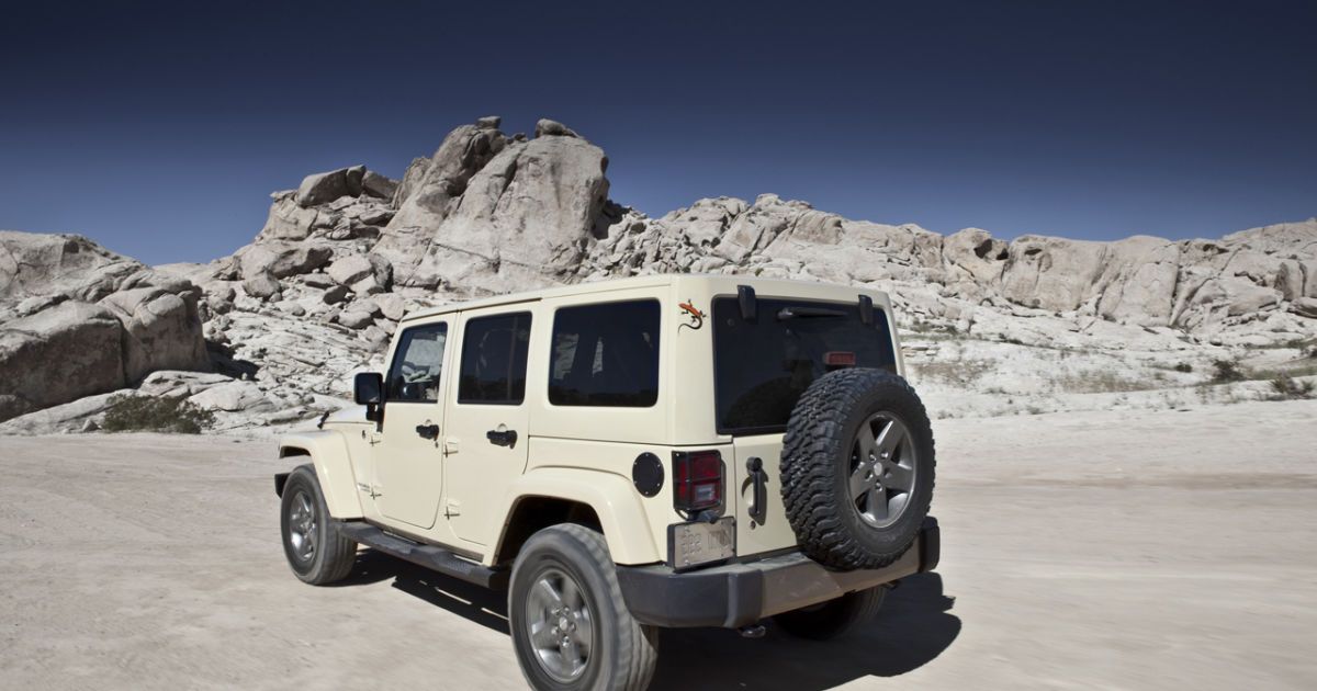 2011 Jeep Wrangler Mojave_4