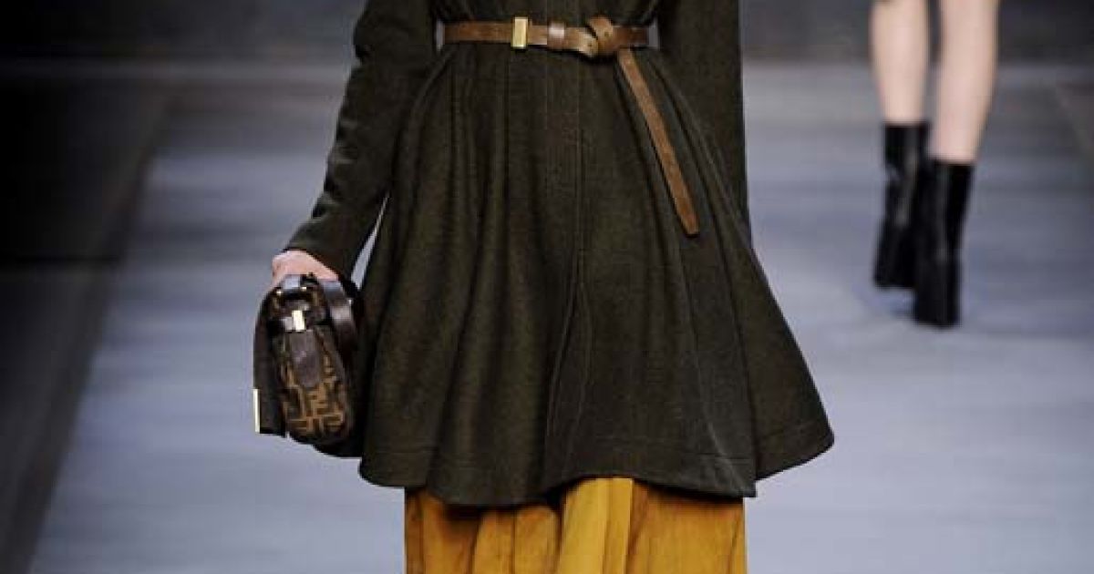 Fendi прет-а-порте осень-зима 2010-2011 (East News)