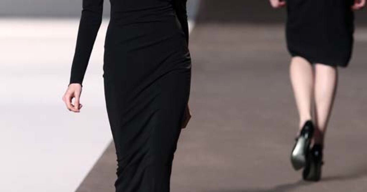 Elie Saab прет-а-порте осень-зима 2010-2011 (East News)