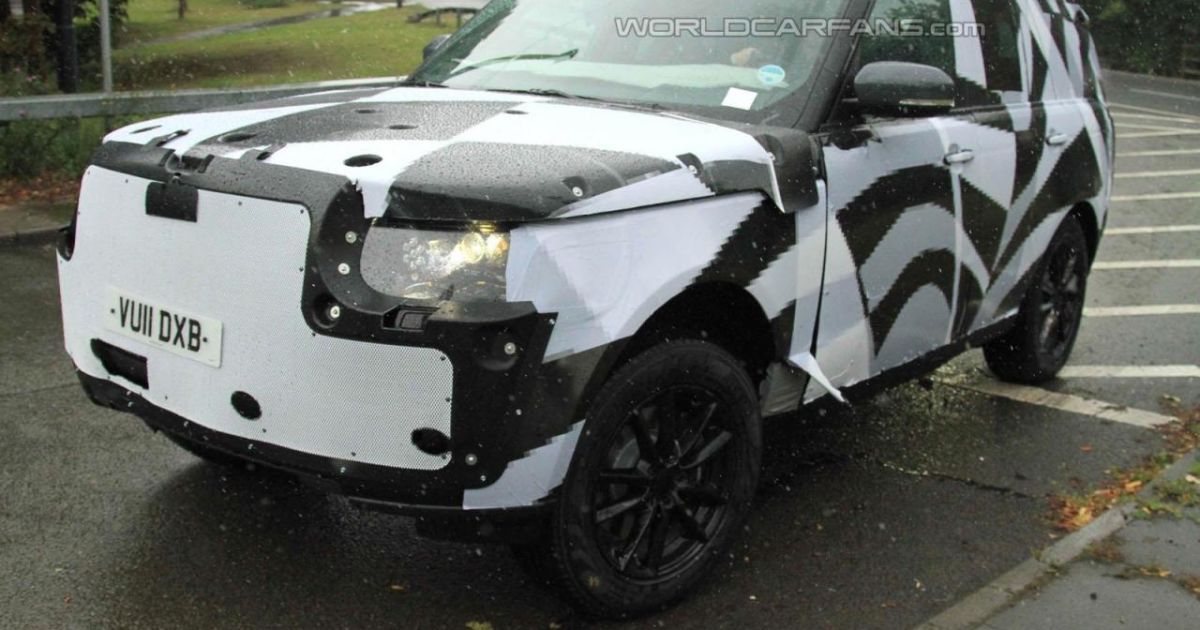 Range Rover показал новую внешность