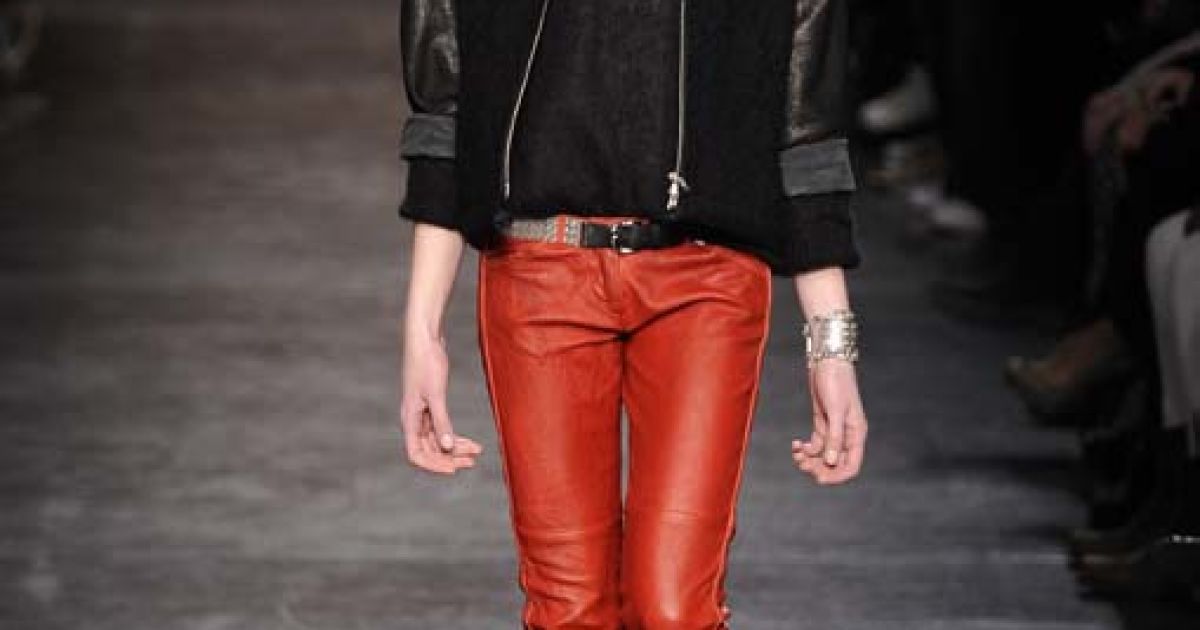 Isabel Marant прет-а-порте осень-зима 2010-2011 (East News)