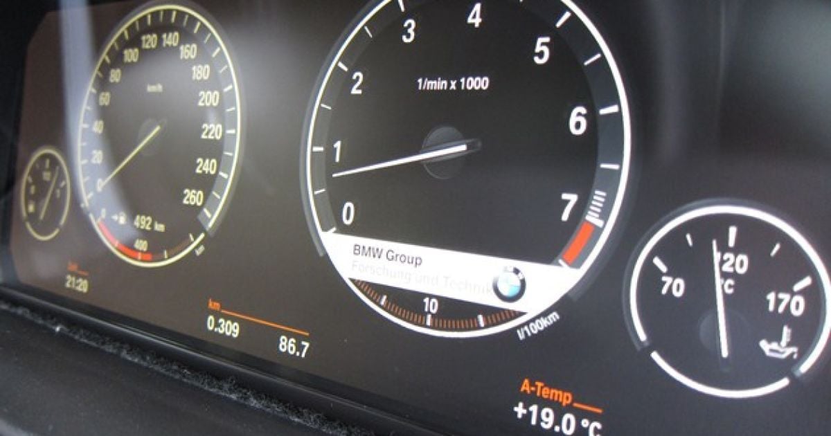 BMW переходит на полностью цифровые приборные панели — Новости