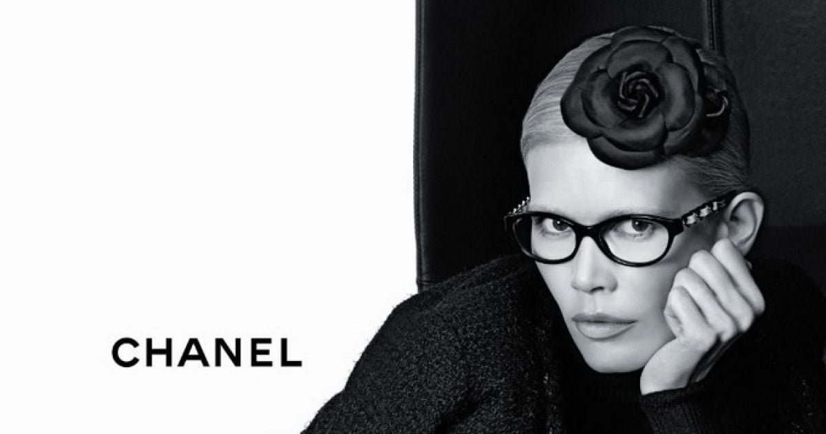 Лагерфельд снял Клаудию Шиффер для Chanel