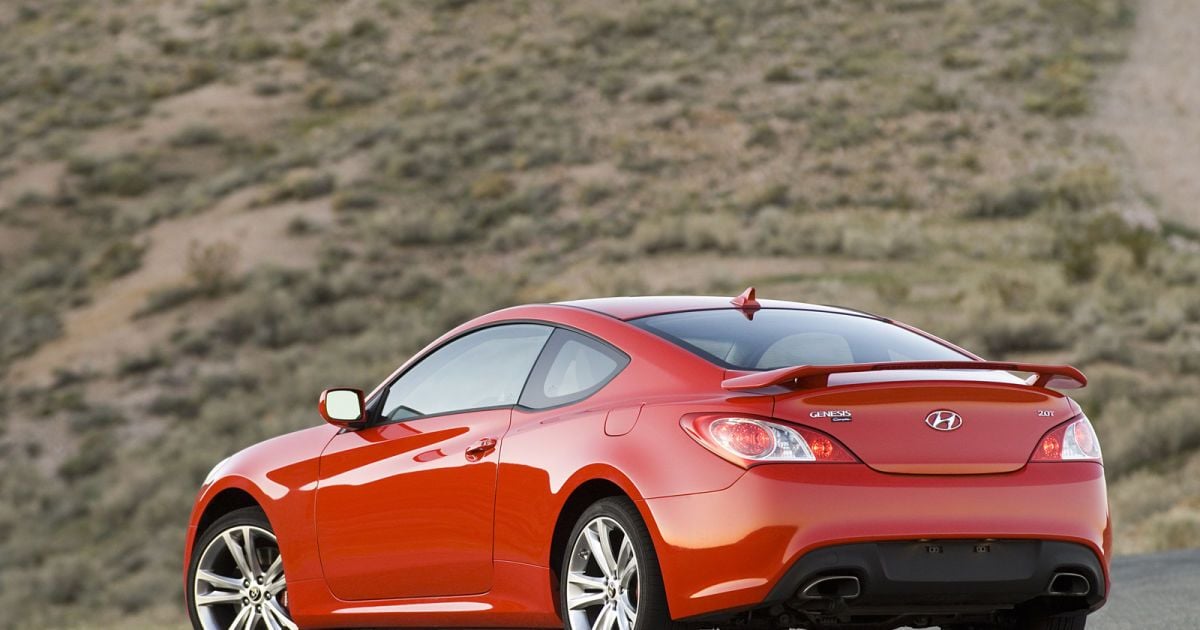 Hyundai Genesis Coupe_40