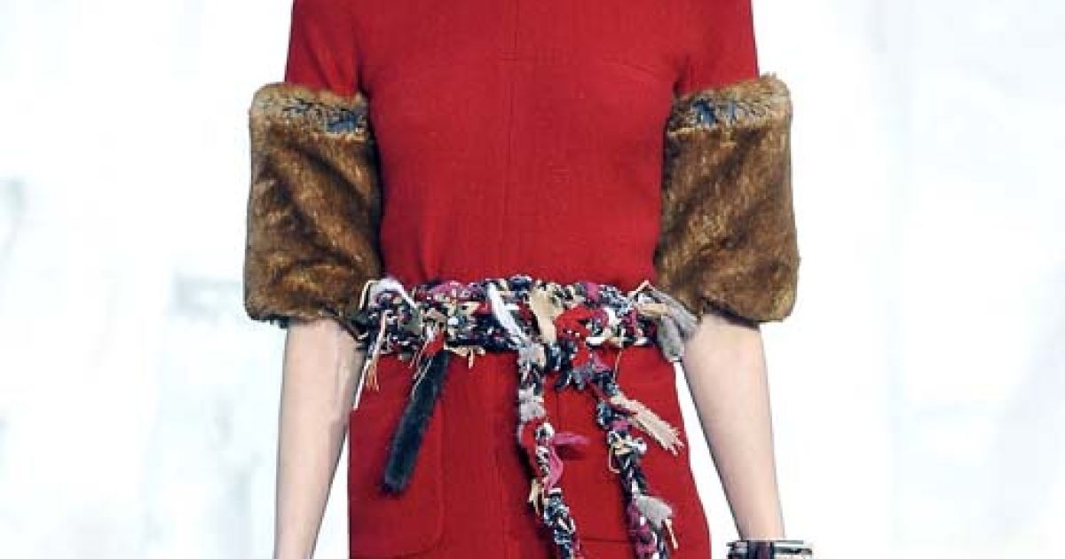 Chanel прет-а-порте осень-зима 2010-2011 (East News)