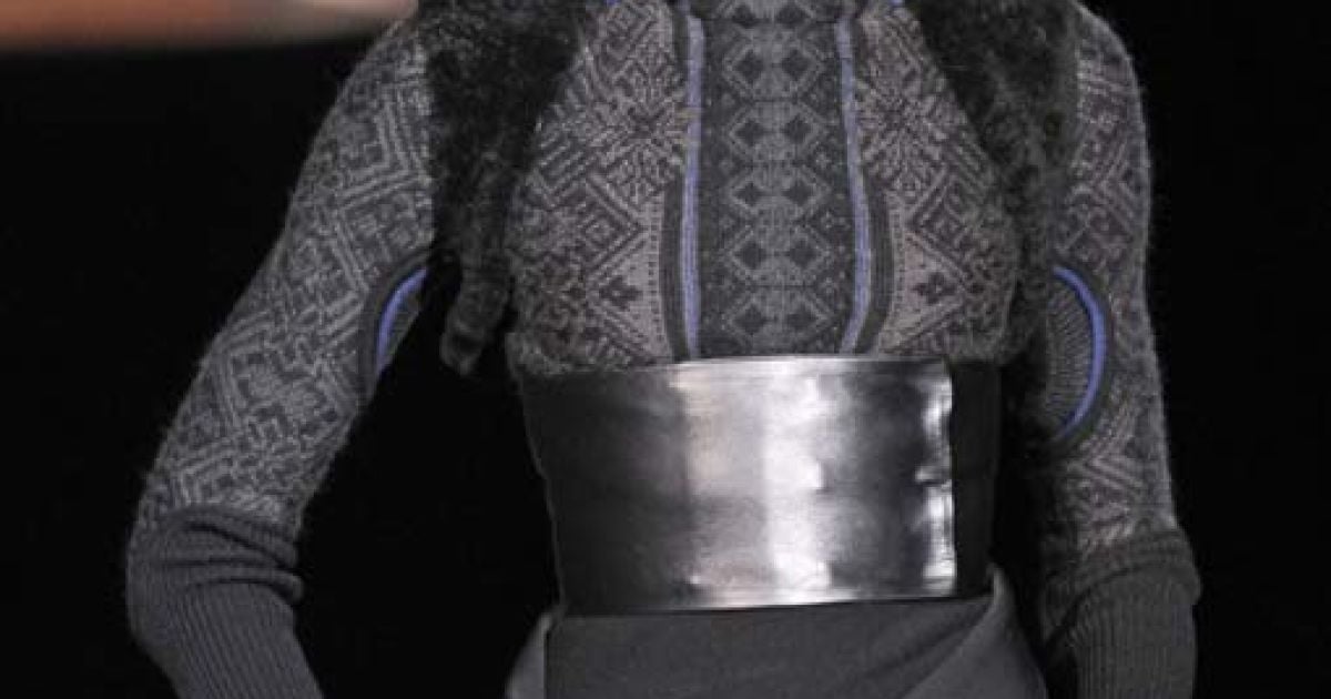 Givenchy прет-а-порте осень-зима 2010-2011 (East News)