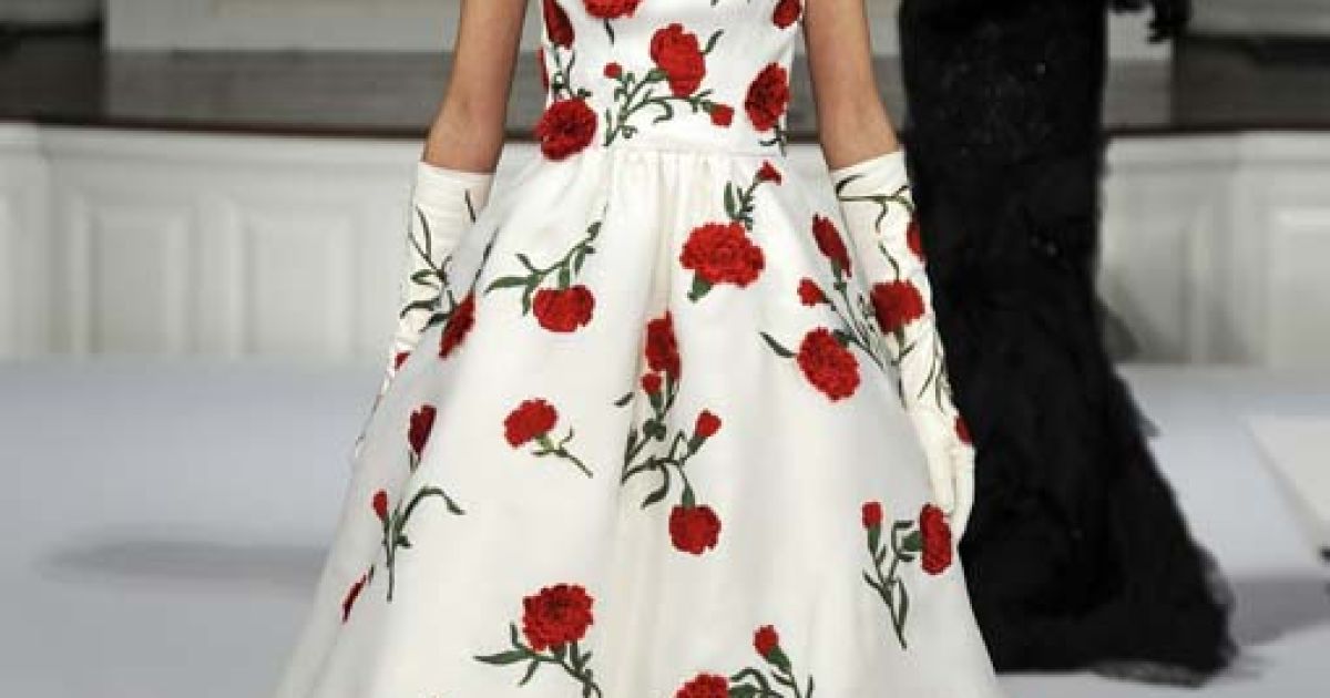 Oscar de la Renta прет-а-порте весна-лето 2011 (East News)