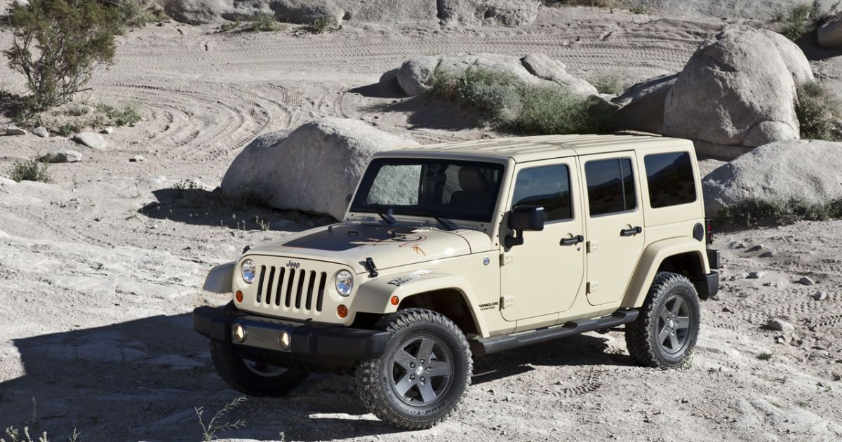 2011 Jeep Wrangler Mojave_2