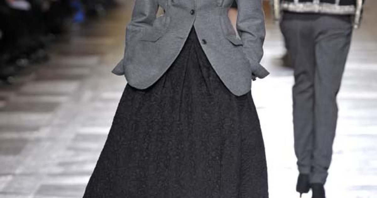 Dries van Noten прет-а-порте осень-зима 2010-2011 (East News)