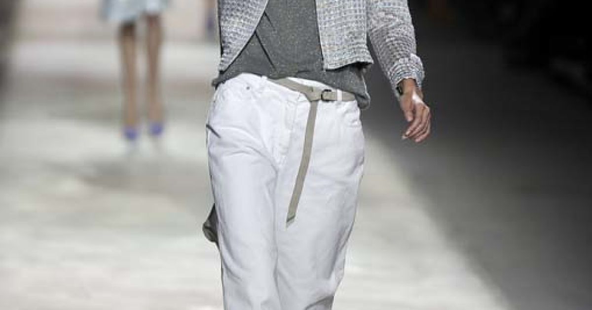 Dries Van Noten прет-а-порте весна-лето 2011 (East News)