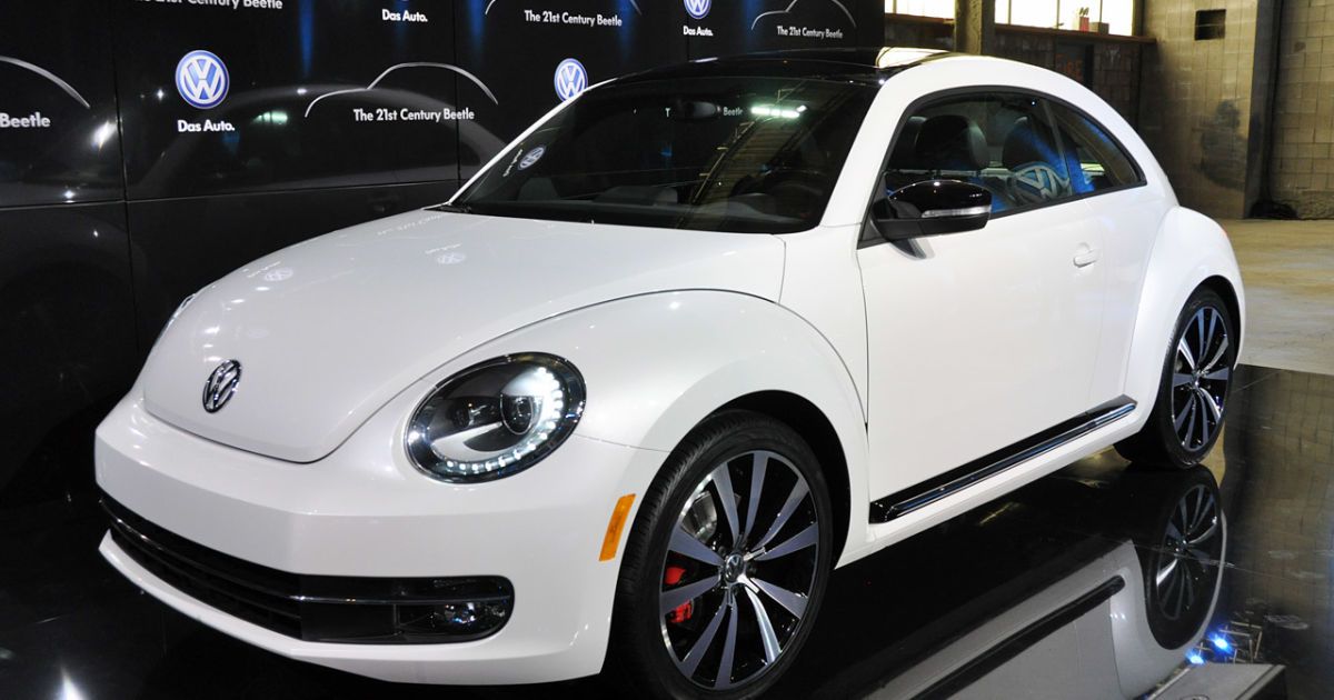 2012 Volkswagen Beetle_17