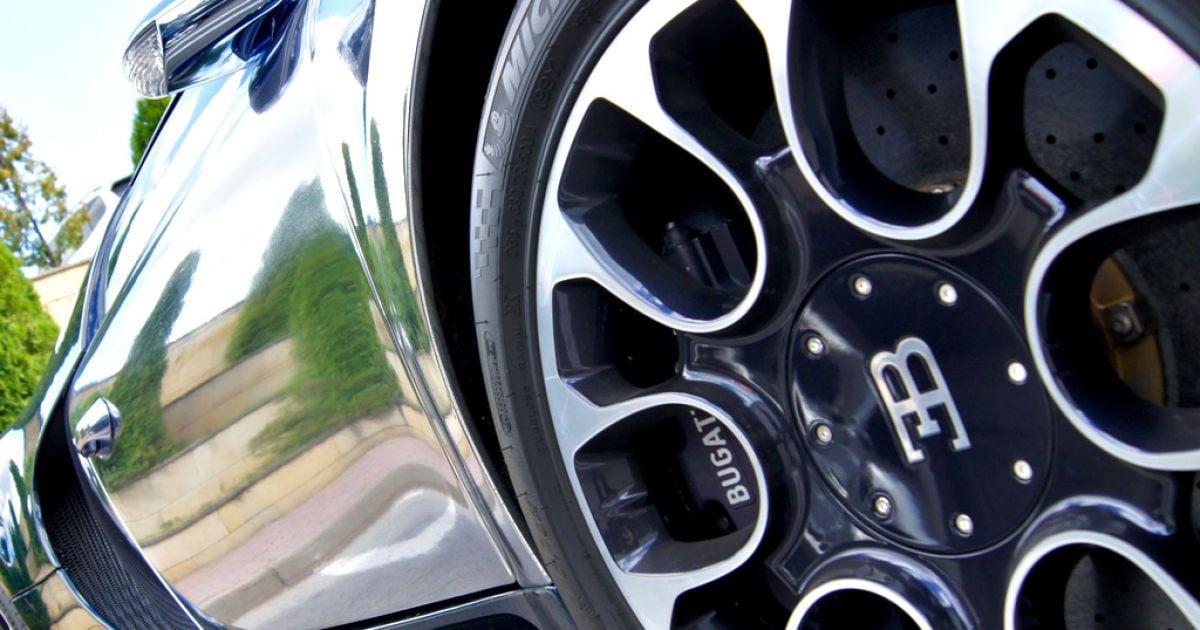 bugatti veyron Status Design_14