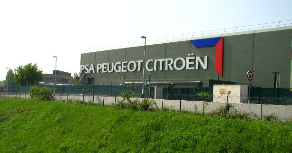 Peugeot Citroen ощутил влияние катастрофы в Японии