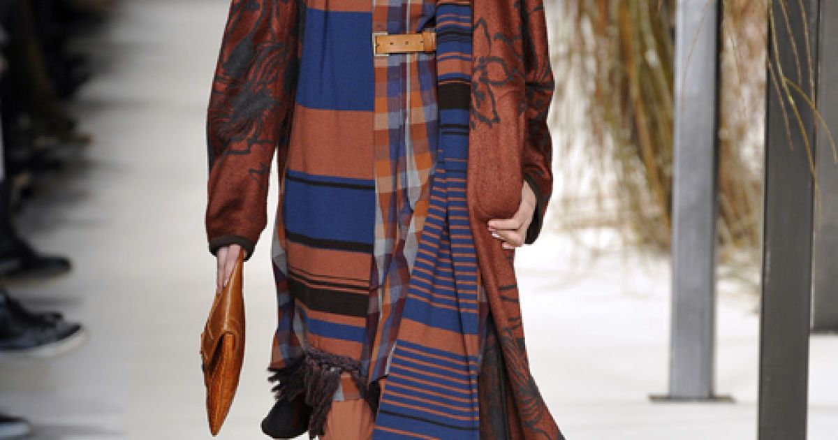 Kenzo прет-а-порте осень-зима 2010-2011 (East News)