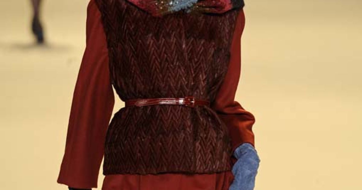 Carolina Herrera прет-а-порте осень-зима 2010-2011 (East News)