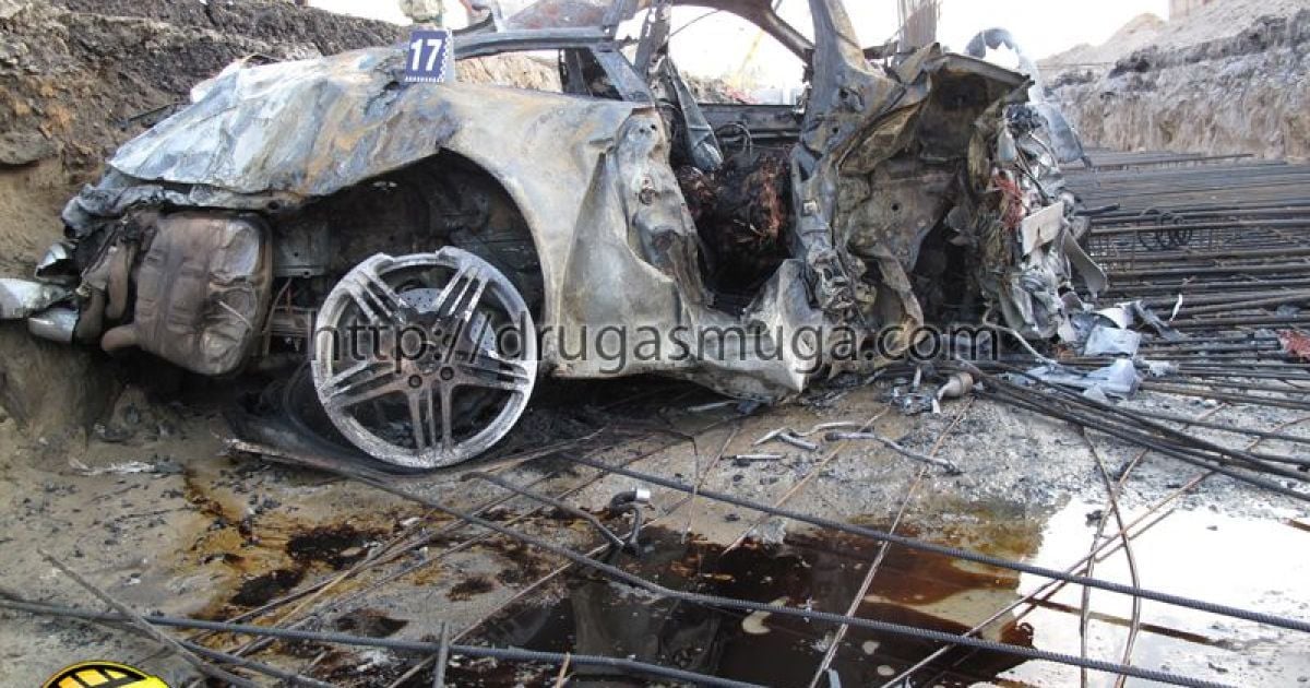 За рулем разбившегося Porsche 911 был депутат-именинник