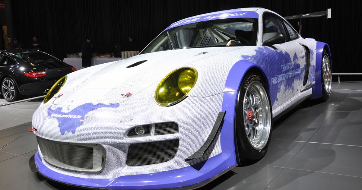 Facebook Porsche 911 GT3 R Hybrid_5