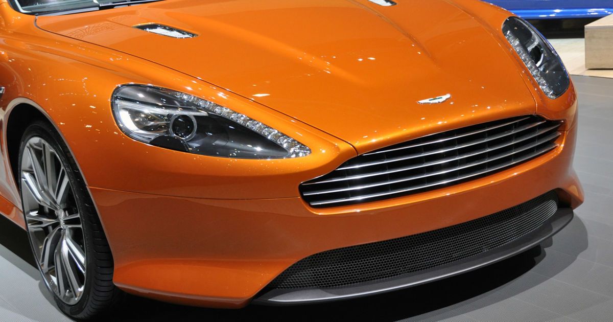 Aston Martin Virage_9