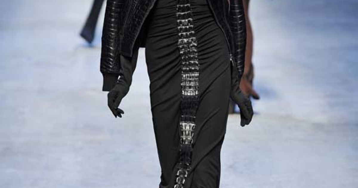 Carolina Herrera прет-а-порте осень-зима 2010-2011 (East News)
