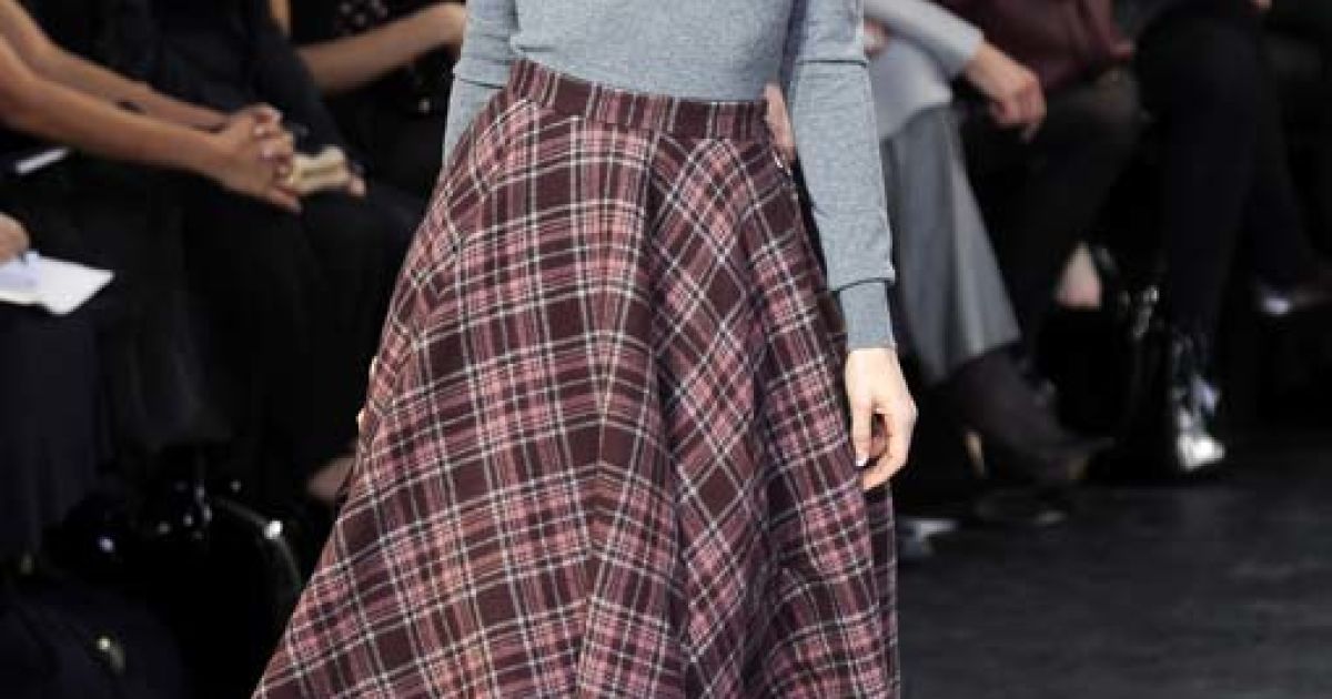 Louis Vuitton прет-а-порте осень-зима 2010-2011 (East News)