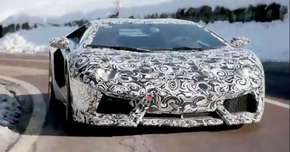 Lamborghini Aventador впервые показали на видео