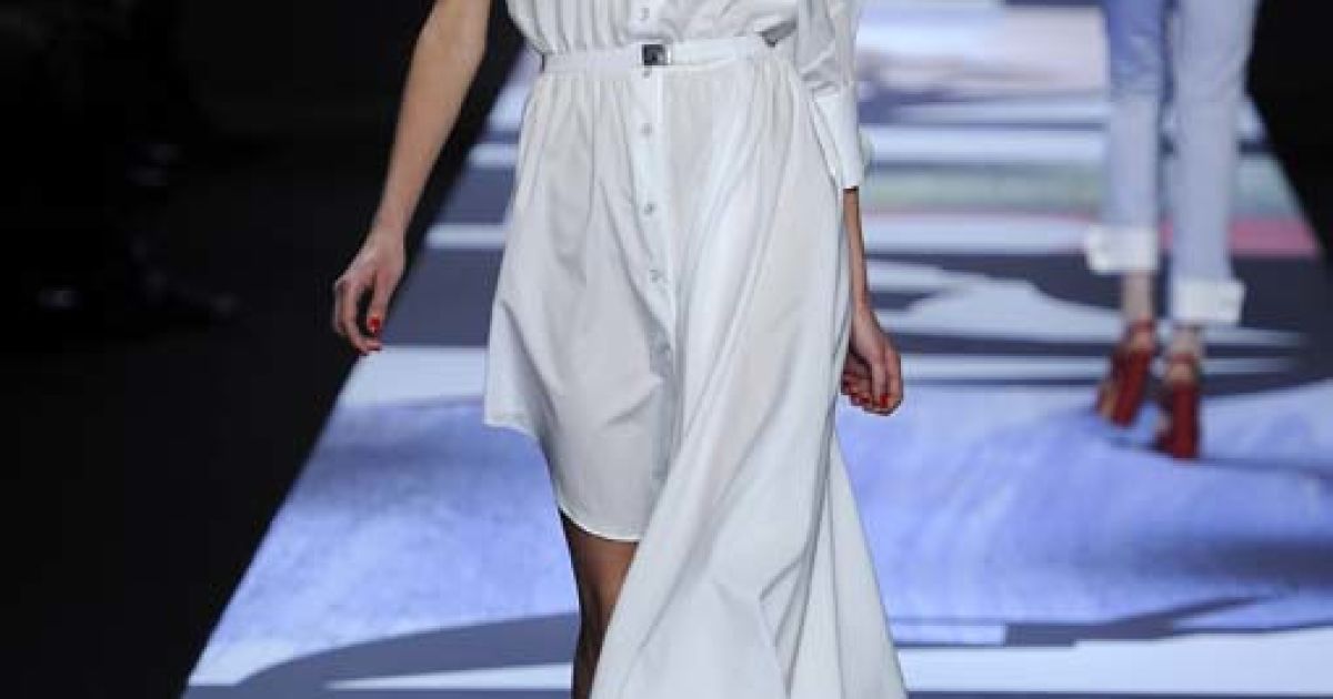 Viktor & Rolf прет-а-порте весна-лето 2011 (East News)
