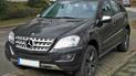 В Киеве действуют автомошенники на помятом Mercedes ML