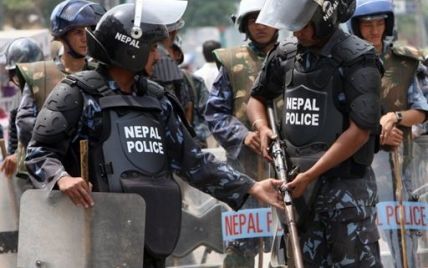 В Непале бастуют против превращения страны в федеративную республику
