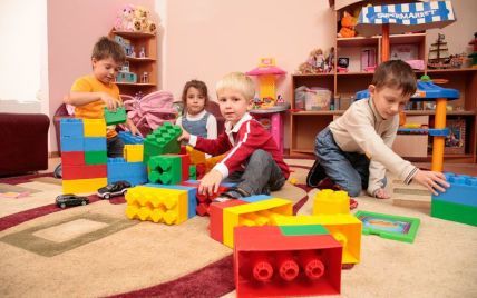 В детских садах России будут выдавать рекомендации на лишение родительских прав