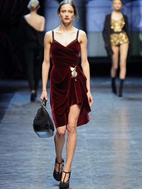 Dolce & Gabbana прет-а-порте осень-зима 2010-2011 (East News) / © 