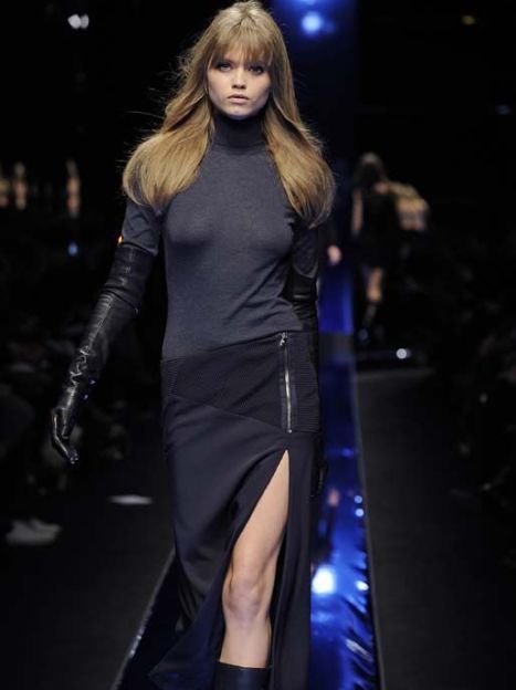 Versace прет-а-порте осень-зима 2010-2011 (East News) / © 
