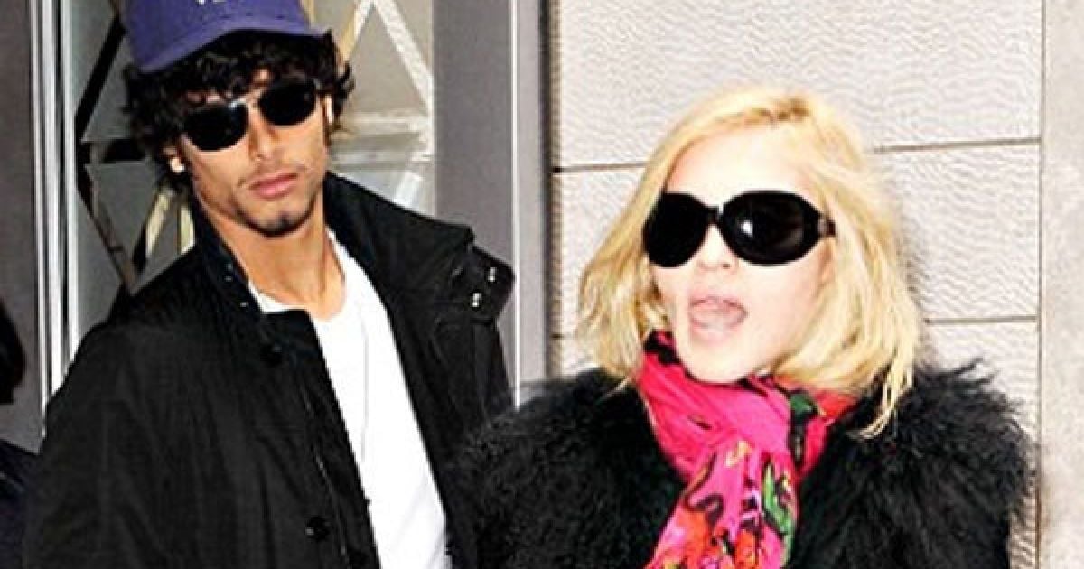 Мадонна, Ісус Лус