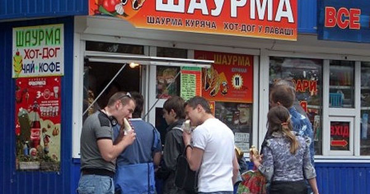 Біляші та шаурма можуть зникнути зі столичних кіосків