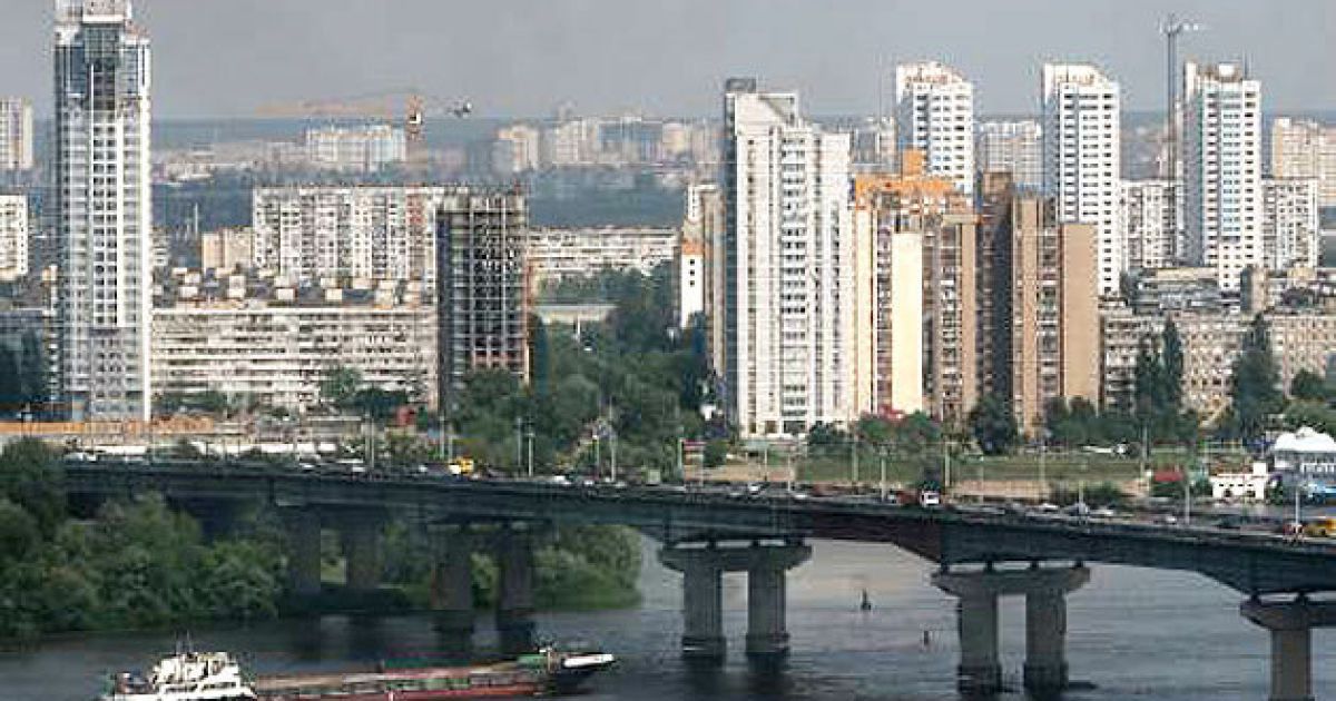 ДТП сталася на мосту Патона.