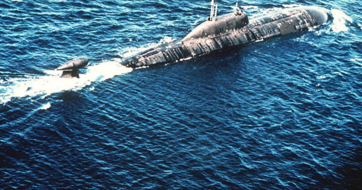 Испания разрешила дозаправиться российской субмарине