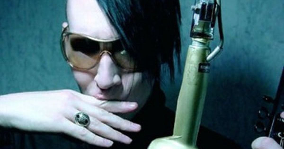 Напередодні приїзду до Києва Мерілін Менсон мало не залишився без вуха