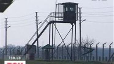 Переватажений артсклад не закривають