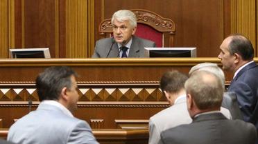 Литвин оголосив про закриття сесії