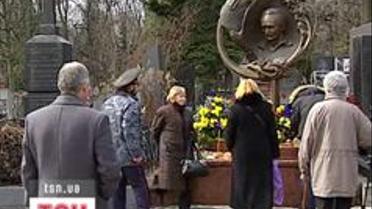 Тіло загиблого Чорновола ексгумують