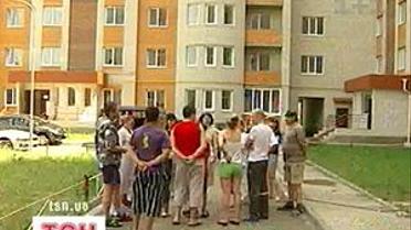 І хата є, і жити ніде