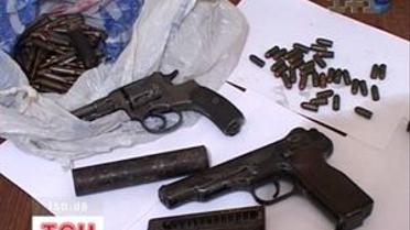 У труні знайшли арсенал