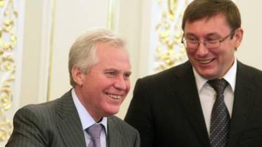 Луценко й Медведько про крадіжки