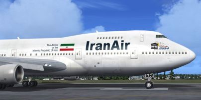 В Иране пассажирский самолет выкатился за взлетно-посадочную полосу