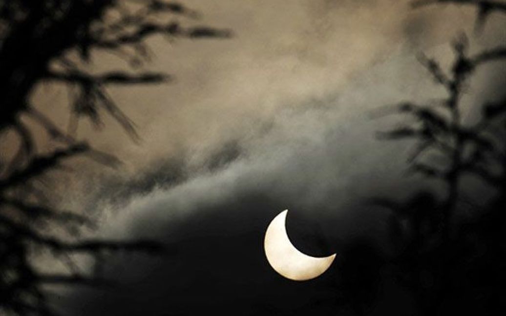 Сонячне затемнення в Бухаресті (Румунія) / © AFP