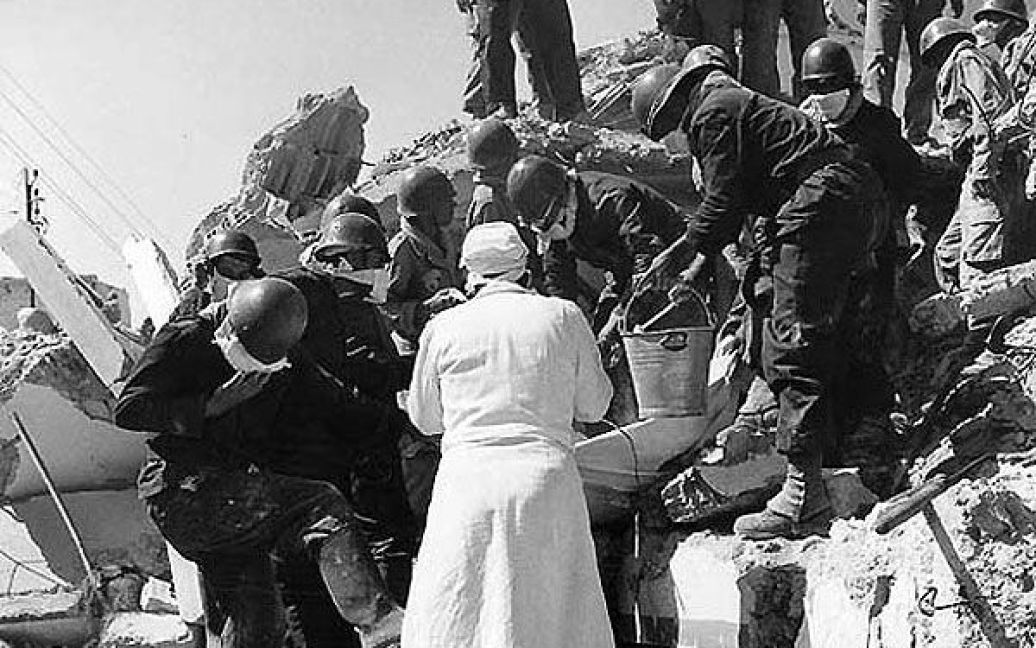 29 лютого 1960, Агадир, Марокко, 5,9 балів. За 15 секунд землетрус забрав життя 15 тисяч осіб, 35 тисяч людей залишилися без даху над головою. / © bigpicture.ru