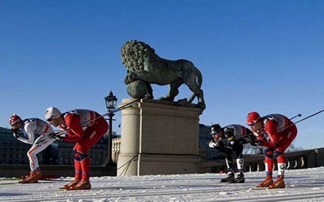 Швеція, Стокгольм. Норвезький спортсмен Петтер Нортуг зайняв друге місце у гонці World Cup Royal Palace Sprint в Стокгольмі. / © AFP