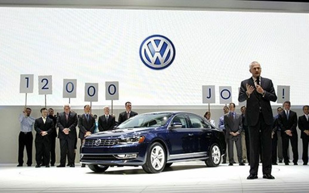 Презентація нового Volkswagen Passat на автошоу в Детройті / © AFP