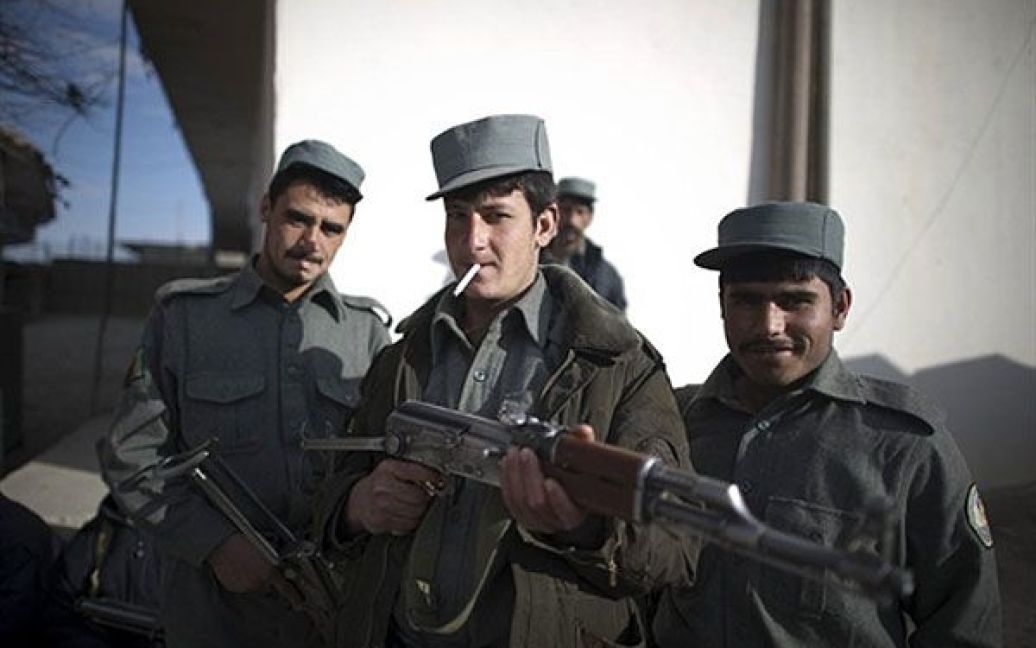 Афганістан, Муса-Кала. Солдати Афганської національної поліції беруть участь у тренуванні на базі у районному центрі Муса-Кала. / © AFP