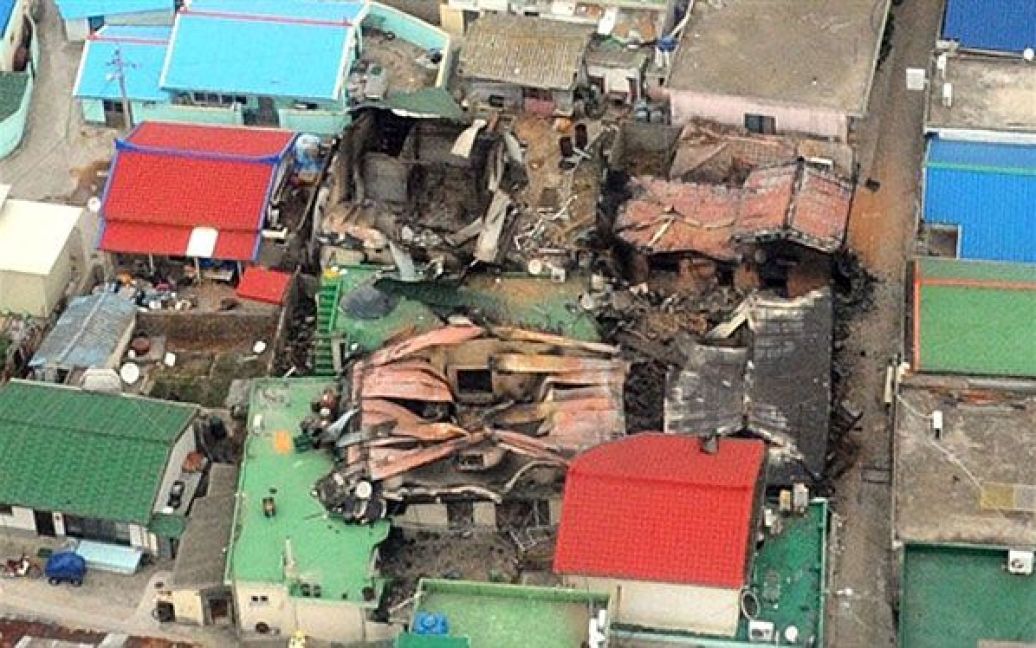 В результаті обстрілу було пошкоджено десятки будинків, порушено енергопостачання на острові. / © AFP