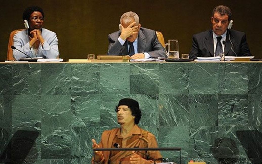 Виступ Муаммара Каддафі на засіданні Генеральної Асамблеї ООН, 2009 рік. / © AFP